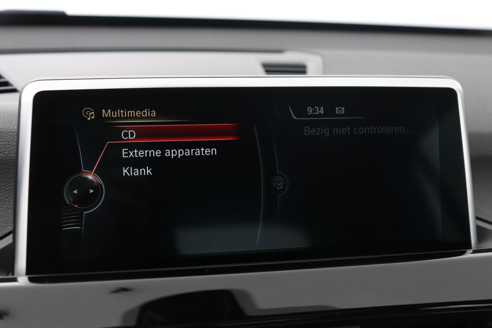 BMW X1 sDrive20i Centennial High Executive | Panoramadak | Head-Up | Vol-Leder | Stoelverwarming