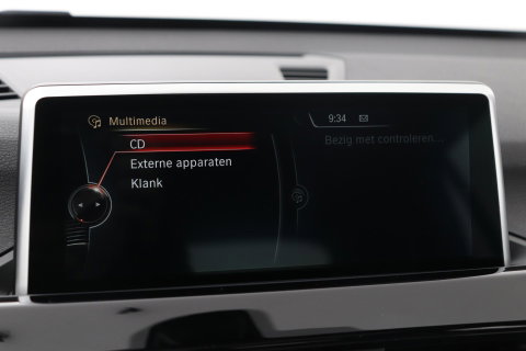 BMW X1 sDrive20i Centennial High Executive | Panoramadak | Head-Up | Vol-Leder | Stoelverwarming