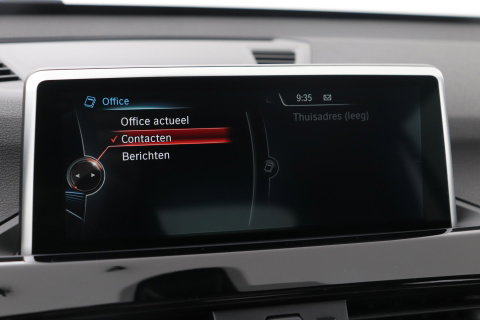 BMW X1 sDrive20i Centennial High Executive | Panoramadak | Head-Up | Vol-Leder | Stoelverwarming