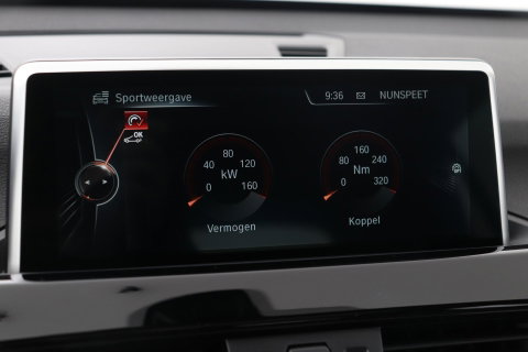 BMW X1 sDrive20i Centennial High Executive | Panoramadak | Head-Up | Vol-Leder | Stoelverwarming