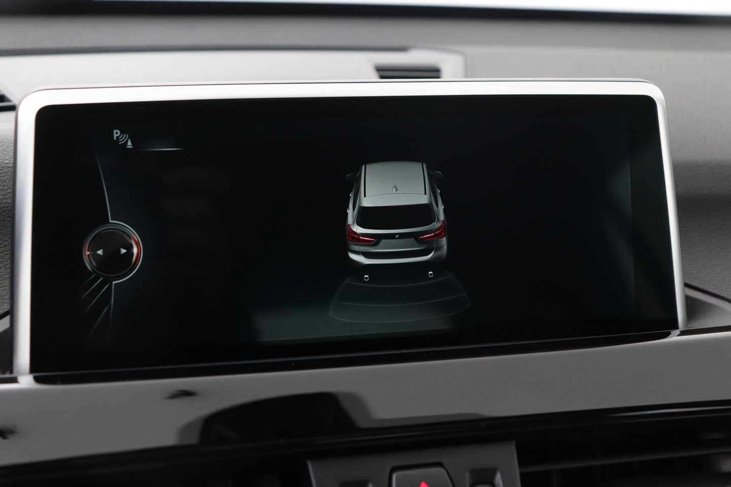 BMW X1 sDrive20i Centennial High Executive | Panoramadak | Head-Up | Vol-Leder | Stoelverwarming