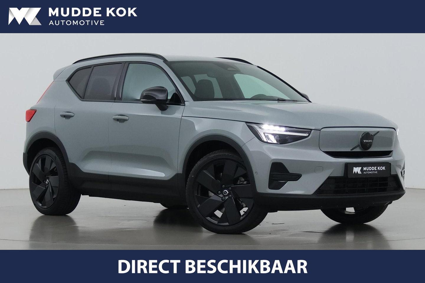 Volvo EX40 Twin Motor Plus Black Edition 82 kWh | 409 PK! | AWD | 360° Camera | Harman/Kardon | Stoel+Stuurverwarming | ACC