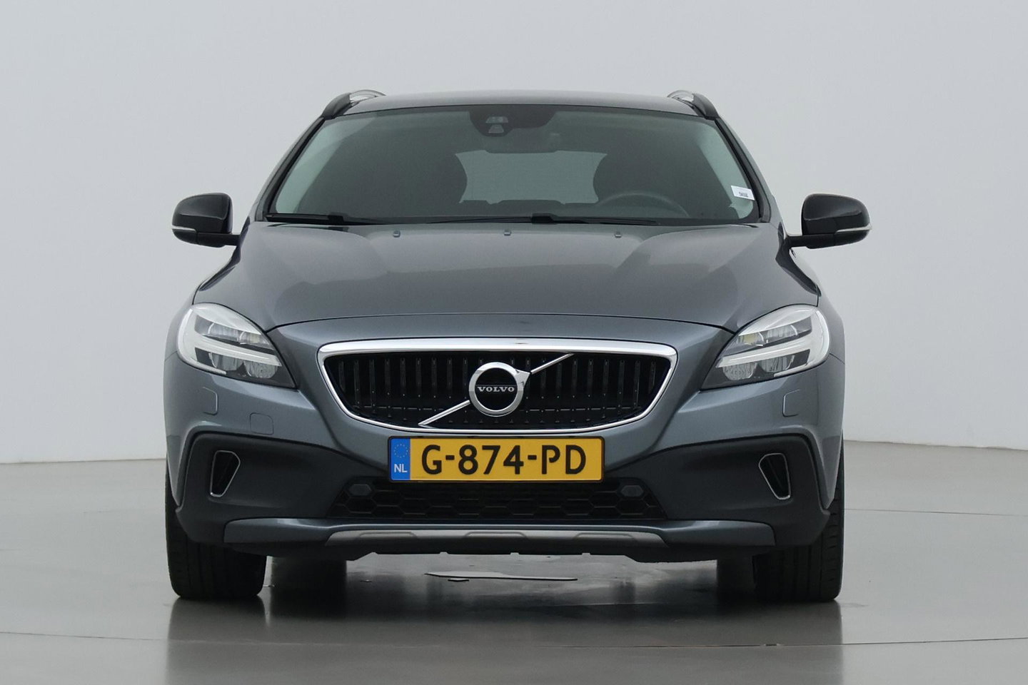 Volvo V40 Cross Country 1.5 T3 Summum | Panoramadak | Automaat | Camera | Memory | LED | Stoelverwarming | 19 inch