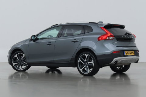 Volvo V40 Cross Country 1.5 T3 Summum | Panoramadak | Automaat | Camera | Memory | LED | Stoelverwarming | 19 inch