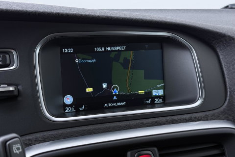 Volvo V40 Cross Country 1.5 T3 Summum | Panoramadak | Automaat | Camera | Memory | LED | Stoelverwarming | 19 inch