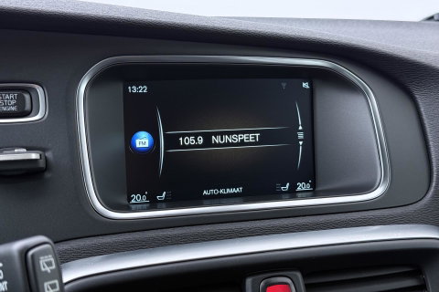 Volvo V40 Cross Country 1.5 T3 Summum | Panoramadak | Automaat | Camera | Memory | LED | Stoelverwarming | 19 inch