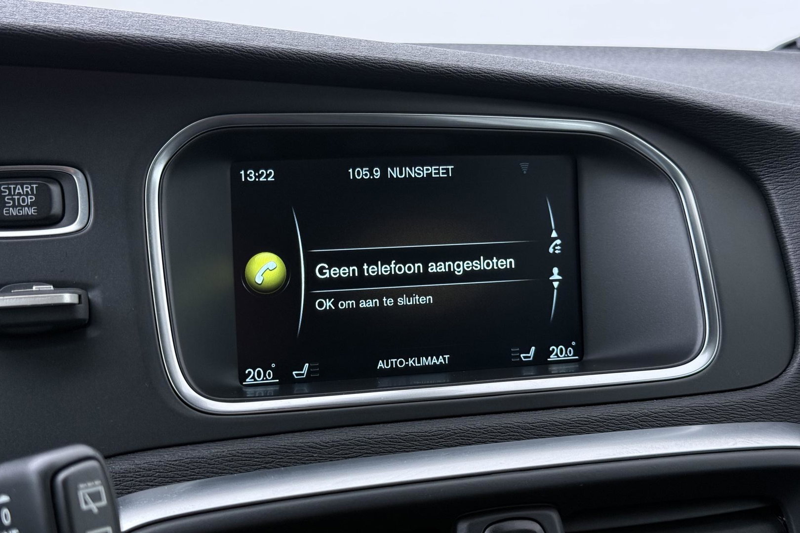 Volvo V40 Cross Country 1.5 T3 Summum | Panoramadak | Automaat | Camera | Memory | LED | Stoelverwarming | 19 inch