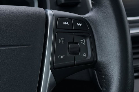 Volvo V40 Cross Country 1.5 T3 Summum | Panoramadak | Automaat | Camera | Memory | LED | Stoelverwarming | 19 inch