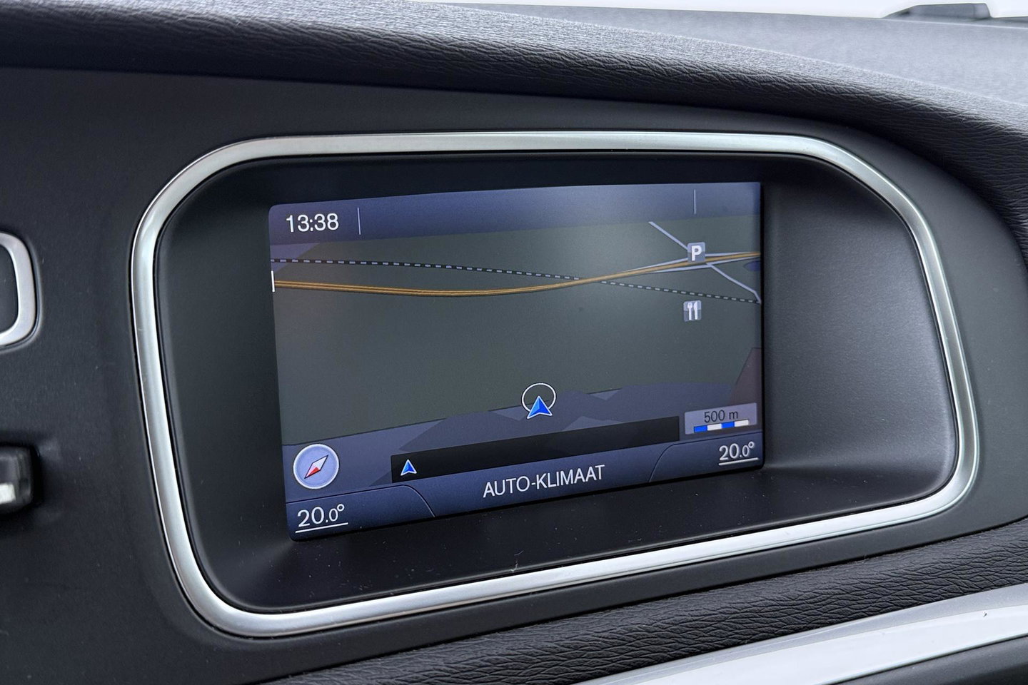 Volvo V40 1.6 T3 Momentum | Camera | Cruise Control | PDC V+A | 17 Inch