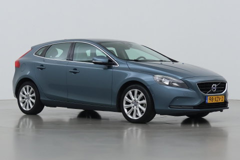 Volvo V40 1.6 T3 Momentum | Camera | Cruise Control | PDC V+A | 17 Inch