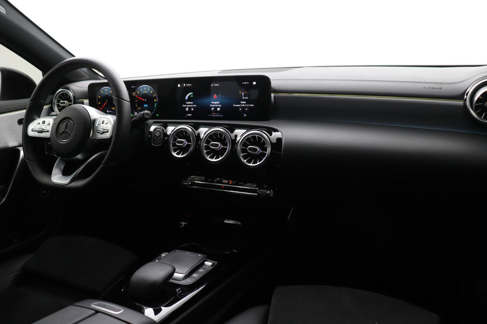 Mercedes-Benz A-Klasse 250 e Business Solution AMG Limited | Stoelverwarming | Camera | Getint Glas | 18 Inch