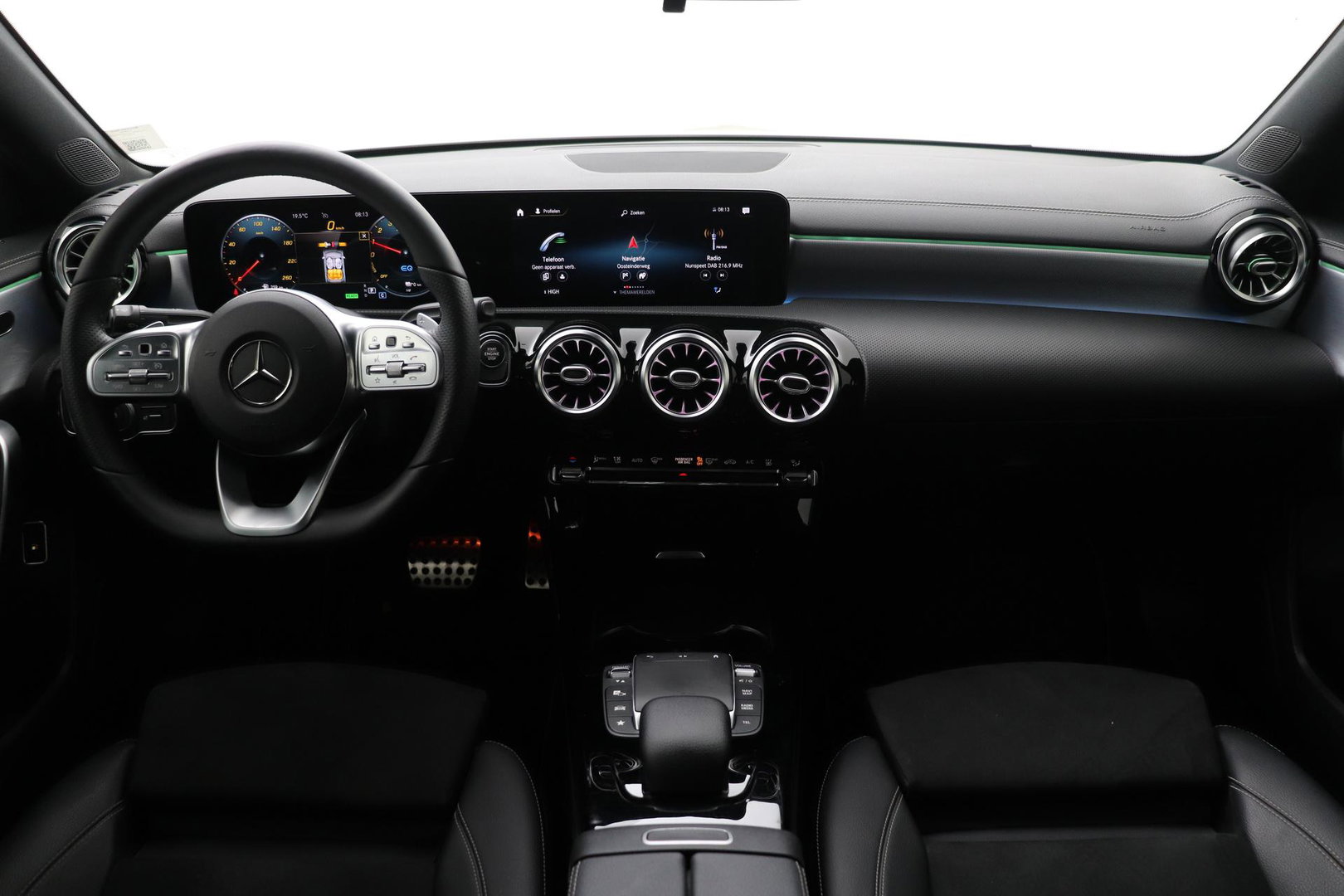 Mercedes-Benz A-Klasse 250 e Business Solution AMG Limited | Stoelverwarming | Camera | Getint Glas | 18 Inch