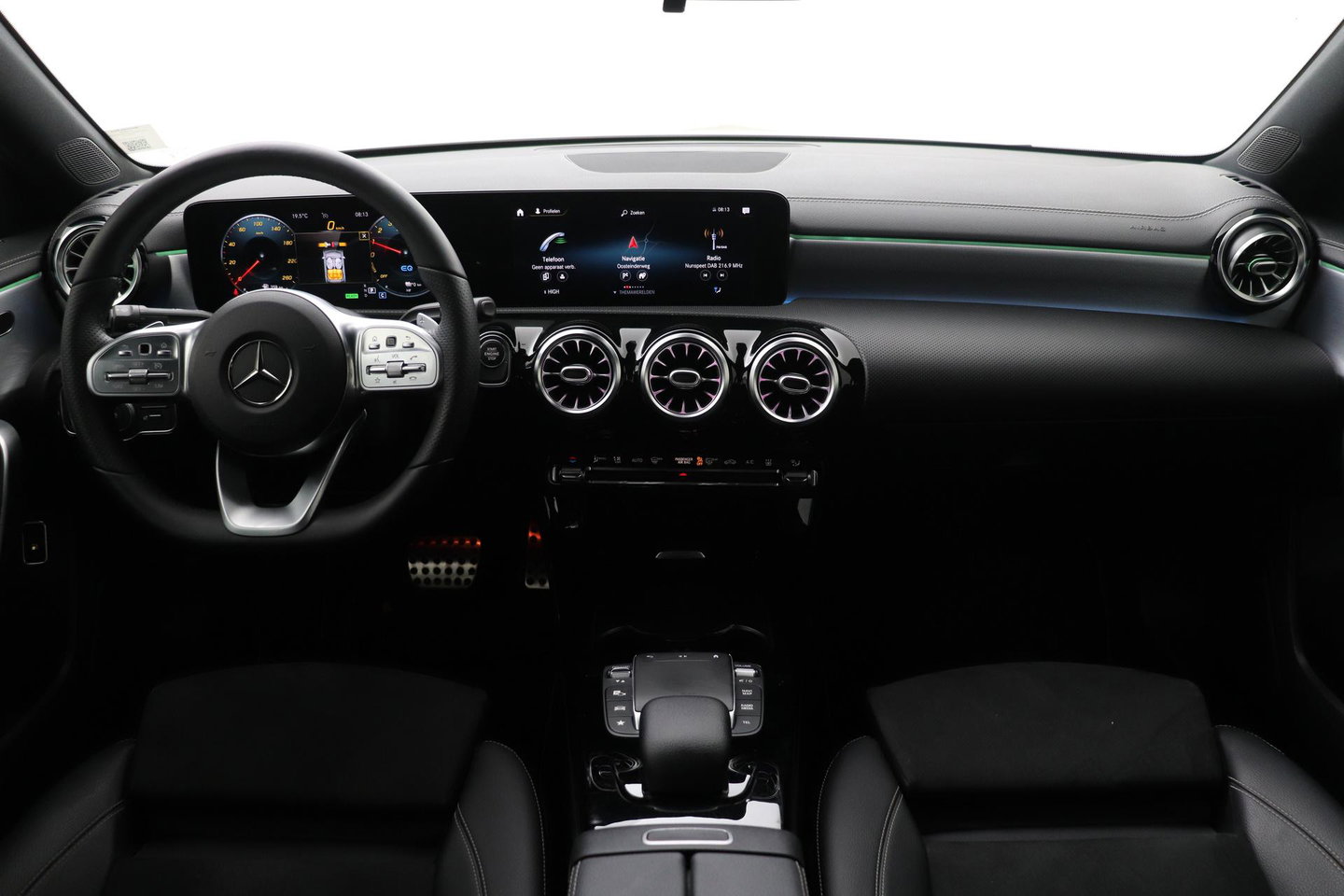 Mercedes-Benz A-Klasse 250 e Business Solution AMG Limited | Stoelverwarming | Camera | Getint Glas | 18 Inch