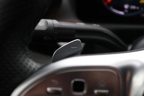 Mercedes-Benz A-Klasse 250 e Business Solution AMG Limited | Stoelverwarming | Camera | Getint Glas | 18 Inch