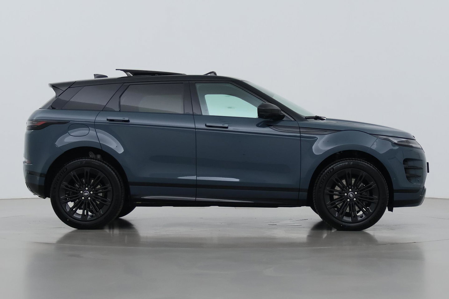 Land Rover Range Rover Evoque P270e PHEV Dynamic SE | Black Pack | Panoramadak | 360° Camera | ACC | 20 Inch