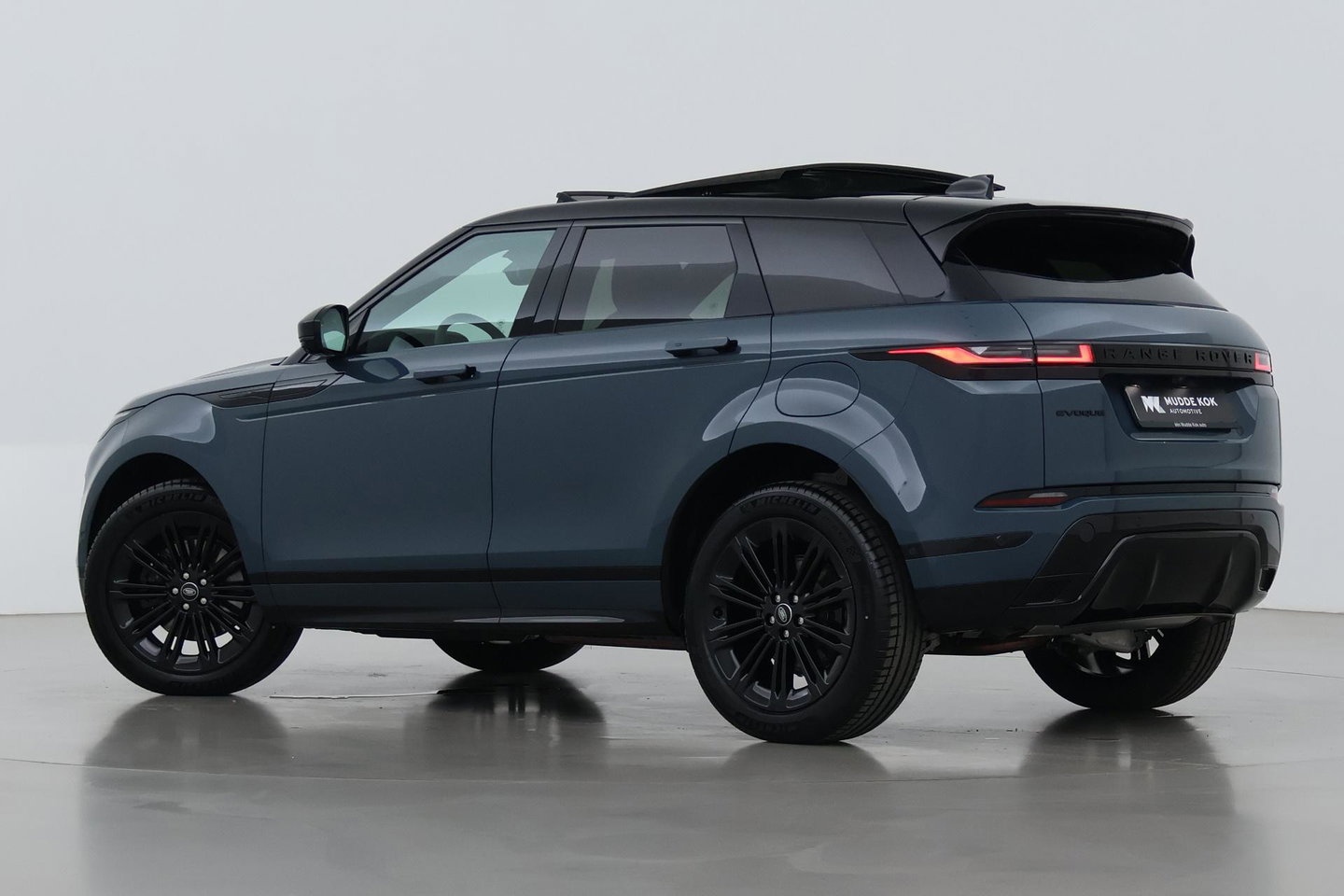 Land Rover Range Rover Evoque P270e PHEV Dynamic SE | Black Pack | Panoramadak | 360° Camera | ACC | 20 Inch