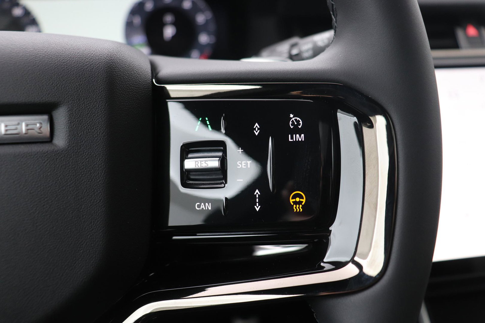Land Rover Range Rover Evoque P270e PHEV Dynamic SE | Black Pack | Panoramadak | 360° Camera | ACC | 20 Inch