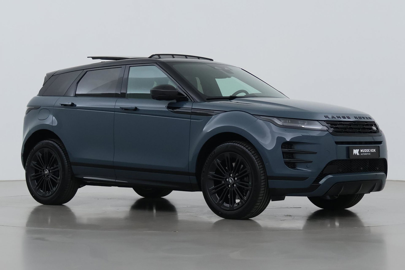 Land Rover Range Rover Evoque P270e PHEV Dynamic SE | Black Pack | Panoramadak | 360° Camera | ACC | 20 Inch