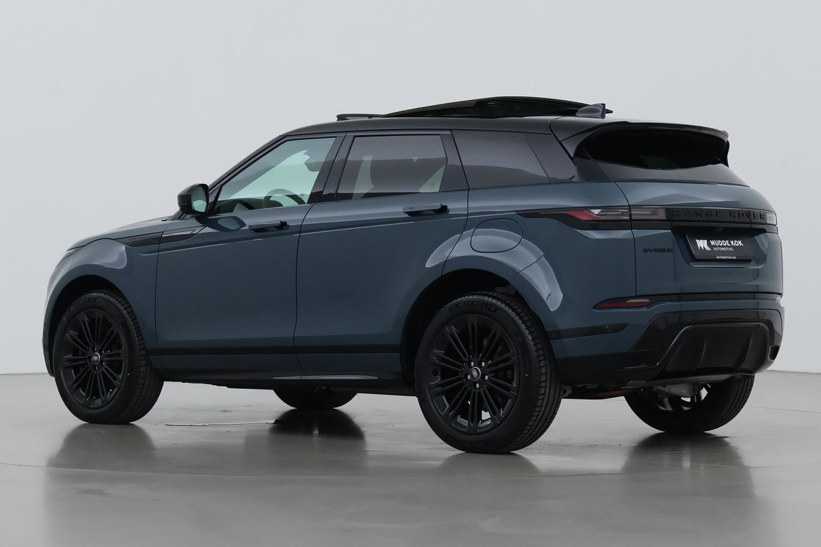 Land Rover Range Rover Evoque P270e PHEV Dynamic SE | Black Pack | Panoramadak | 360° Camera | ACC | 20 Inch