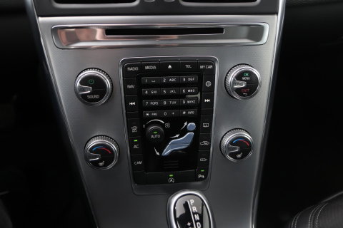 Volvo XC60 D3 FWD Polar+ | Automaat | Camera | Stoelverwarming | PDC V+A