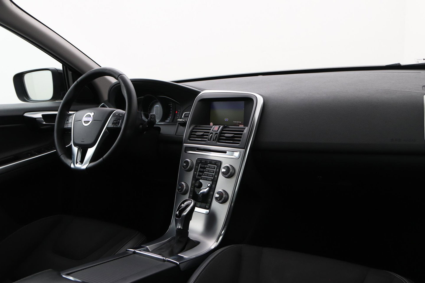 Volvo XC60 D3 FWD Polar+ | Automaat | Camera | Stoelverwarming | PDC V+A