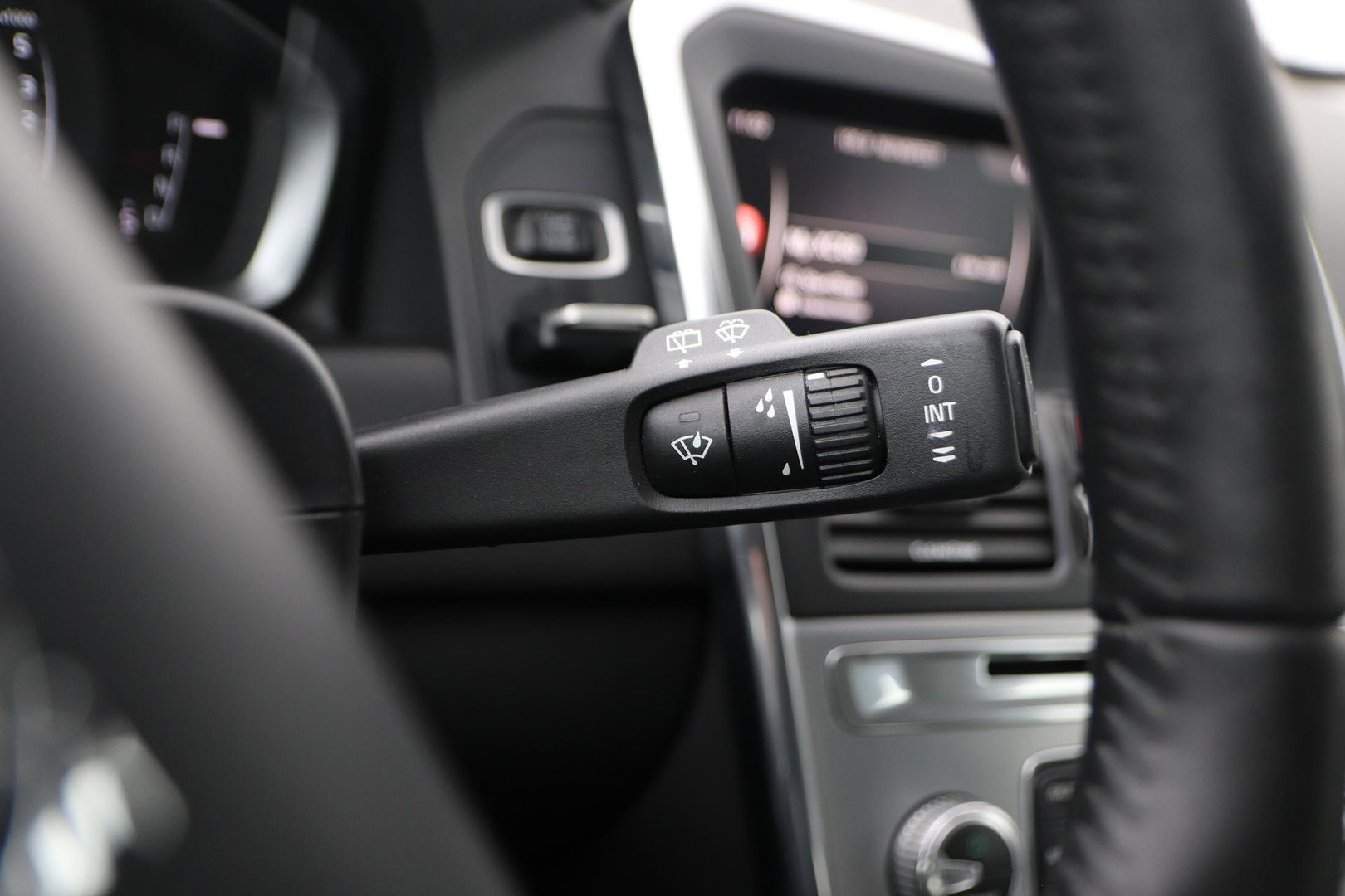 Volvo XC60 D3 FWD Polar+ | Automaat | Camera | Stoelverwarming | PDC V+A