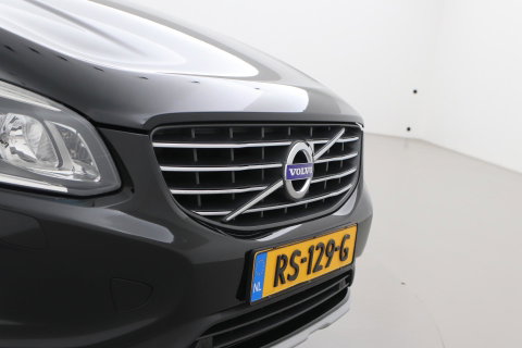 Volvo XC60 D3 FWD Polar+ | Automaat | Camera | Stoelverwarming | PDC V+A