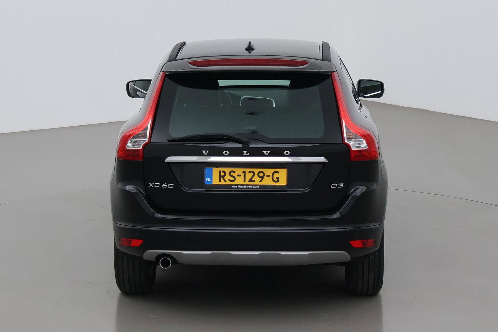 Volvo XC60 D3 FWD Polar+ | Automaat | Camera | Stoelverwarming | PDC V+A