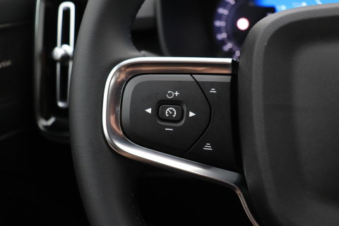 Volvo EX40 Single Motor Extended Range Plus 82 kWh | ACC | 360° Camera | Stoel+Stuurverwarming | Harman/Kardon | BLIS