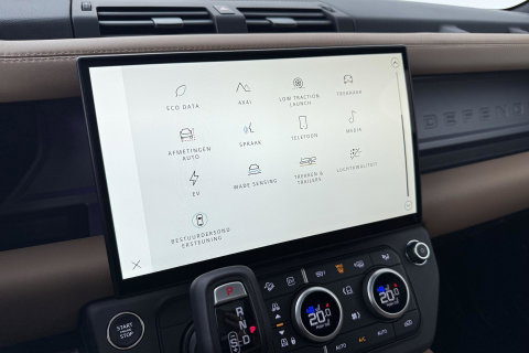 Land Rover Defender 2.0 P300e 110 X | FACELIFT | ClearSight | Meridian Surround | Trekhaak | Luchtvering | Koelbox | Panoramadak | 22 Inch