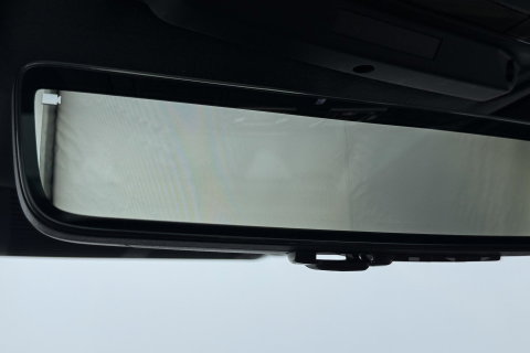 Land Rover Defender 2.0 P300e 110 X | FACELIFT | ClearSight | Meridian Surround | Trekhaak | Luchtvering | Koelbox | Panoramadak | 22 Inch