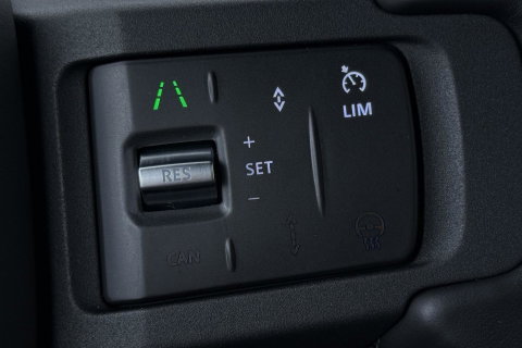 Land Rover Defender 2.0 P300e 110 X | FACELIFT | ClearSight | Meridian Surround | Trekhaak | Luchtvering | Koelbox | Panoramadak | 22 Inch