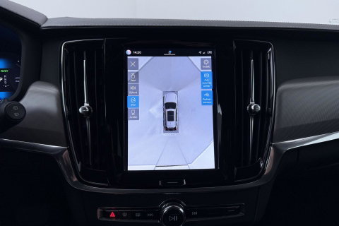 Volvo V90 T8 Plug-in hybrid Plus Dark | ACC | 360° Camera | Harman/Kardon | Keyless | Stoel+Stuurverwarming | Verwarmde Voorruit | Getint Glas