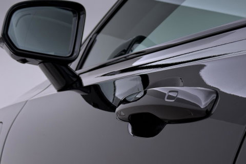 Volvo V90 T8 Plug-in hybrid Plus Dark | ACC | 360° Camera | Harman/Kardon | Keyless | Stoel+Stuurverwarming | Verwarmde Voorruit | Getint Glas