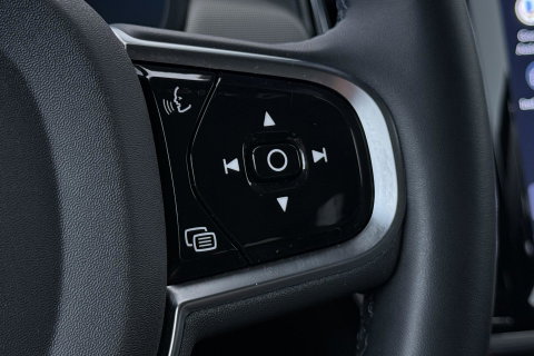 Volvo V90 T8 Plug-in hybrid Plus Dark | ACC | 360° Camera | Harman/Kardon | Keyless | Stoel+Stuurverwarming | Verwarmde Voorruit | Getint Glas