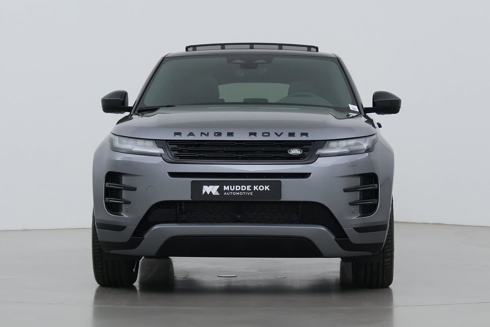 Land Rover Range Rover Evoque P270e PHEV Dynamic SE | Black Pack | Schuif/kanteldak | ACC | 20 Inch | Stuur+Voorruitverwarming