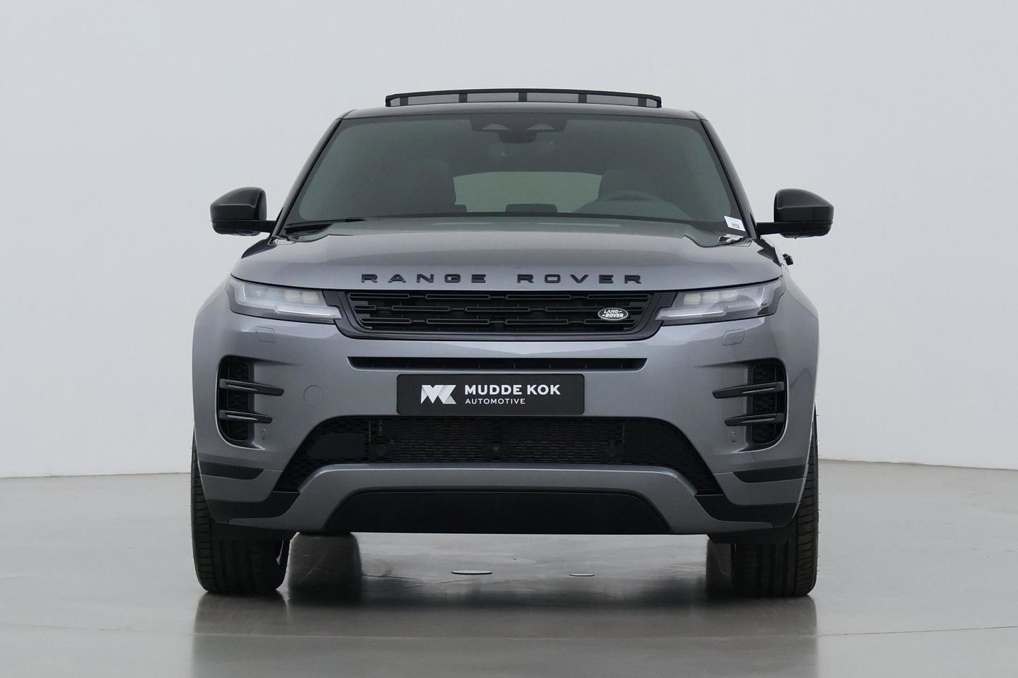 Land Rover Range Rover Evoque P270e PHEV Dynamic SE | Black Pack | Schuif/kanteldak | ACC | 20 Inch | Stuur+Voorruitverwarming