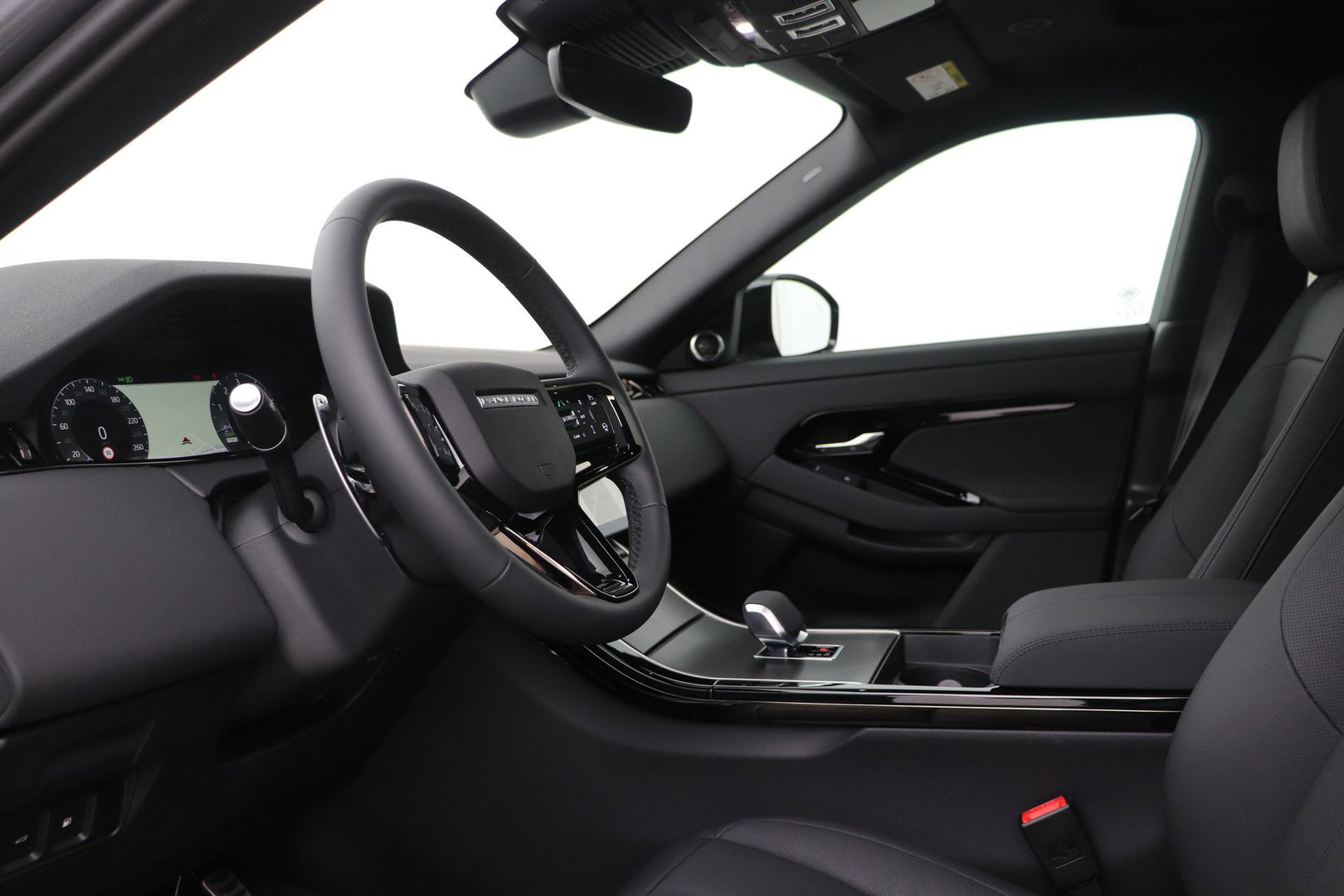 Land Rover Range Rover Evoque P270e PHEV Dynamic SE | Black Pack | Schuif/kanteldak | ACC | 20 Inch | Stuur+Voorruitverwarming