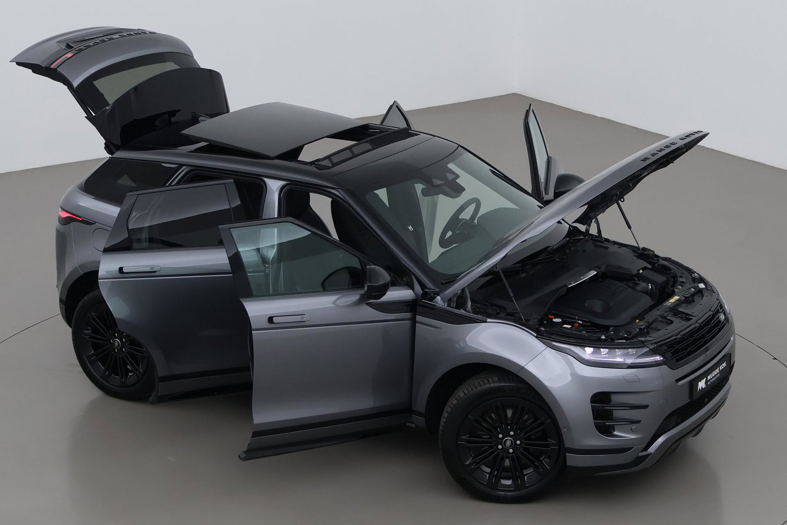 Land Rover Range Rover Evoque P270e PHEV Dynamic SE | Black Pack | Schuif/kanteldak | ACC | 20 Inch | Stuur+Voorruitverwarming