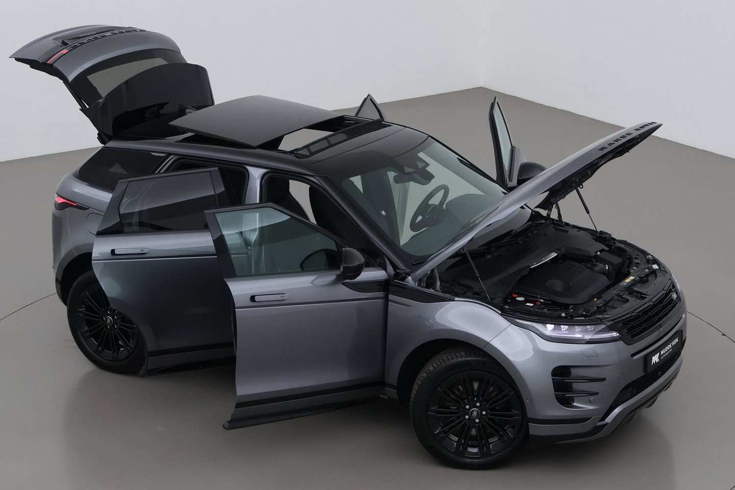 Land Rover Range Rover Evoque P270e PHEV Dynamic SE | Black Pack | Schuif/kanteldak | ACC | 20 Inch | Stuur+Voorruitverwarming