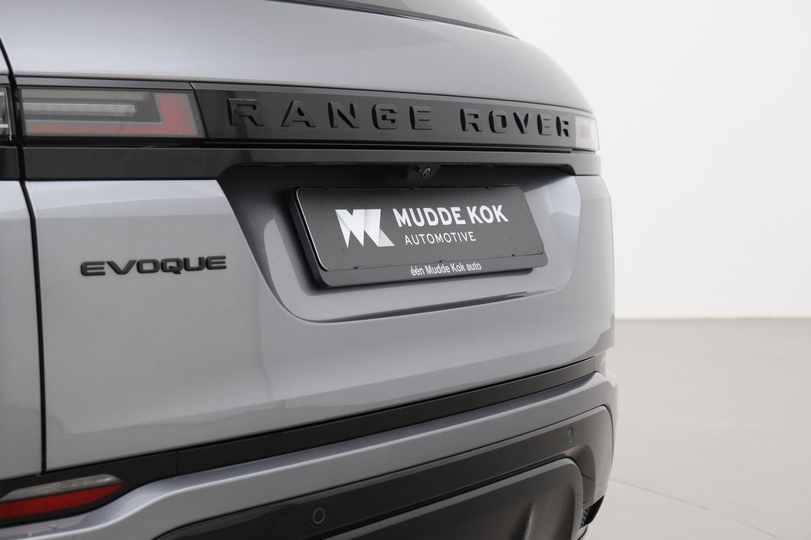 Land Rover Range Rover Evoque P270e PHEV Dynamic SE | Black Pack | Schuif/kanteldak | ACC | 20 Inch | Stuur+Voorruitverwarming