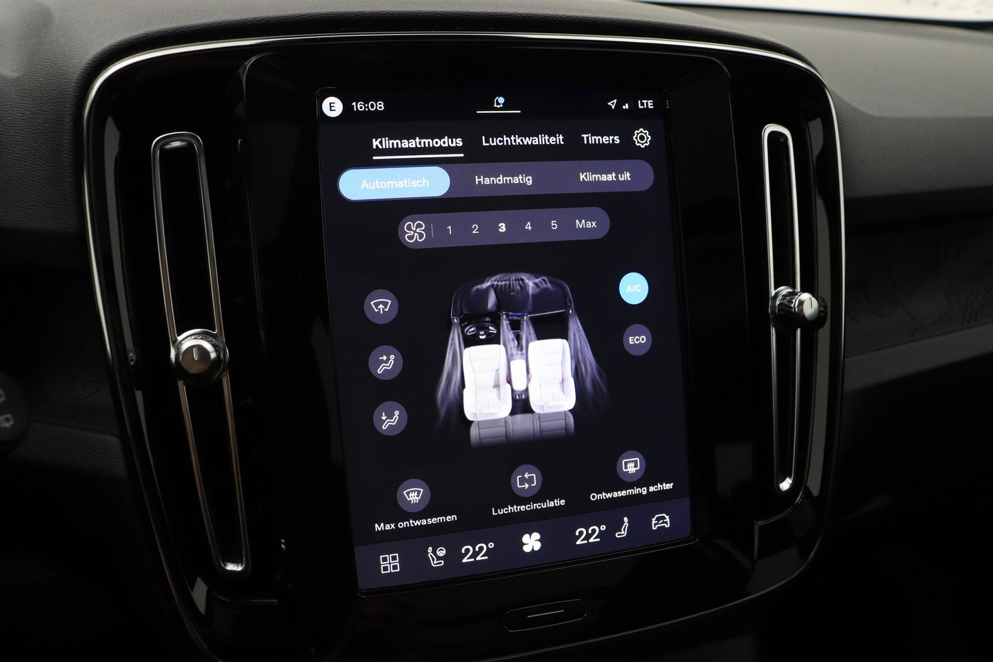 Volvo EX40 Single Motor Extended Range Plus Black Ed. 82 kWh | ACC | Panoramadak | 360° Camera | Harman/Kardon | BLIS | 20 Inch