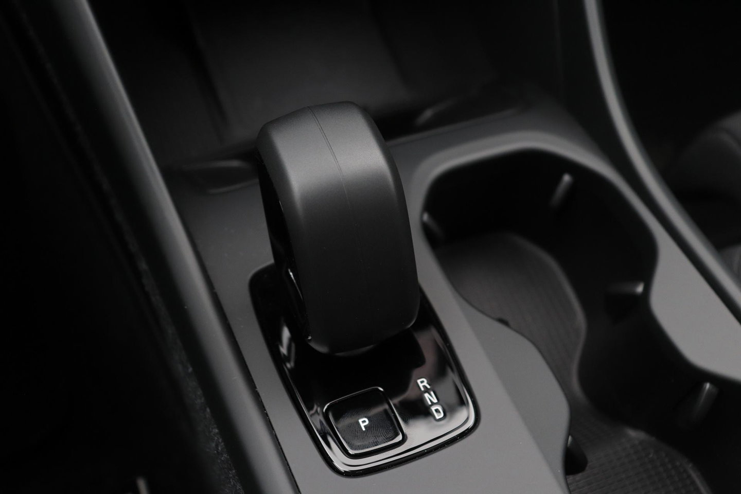 Volvo EX40 Single Motor Extended Range Plus Black Ed. 82 kWh | ACC | Panoramadak | 360° Camera | Harman/Kardon | BLIS | 20 Inch