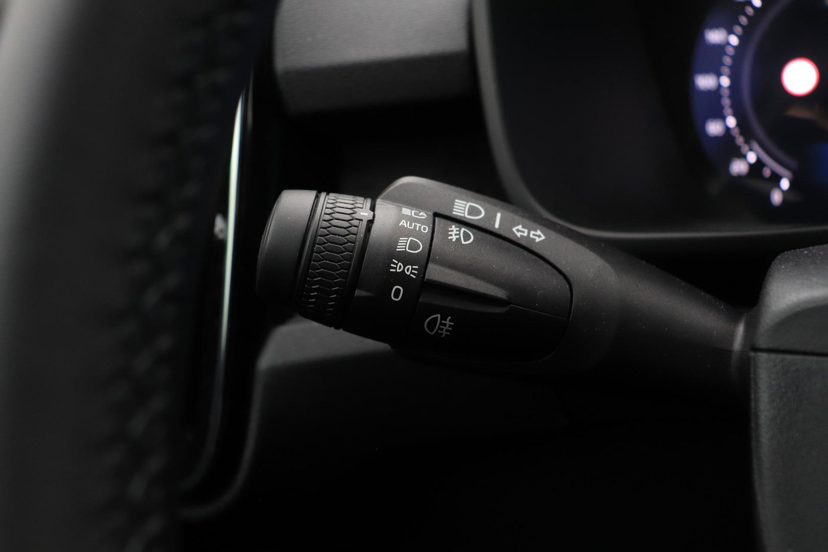 Volvo EX40 Single Motor Extended Range Plus Black Ed. 82 kWh | ACC | Panoramadak | 360° Camera | Harman/Kardon | BLIS | 20 Inch