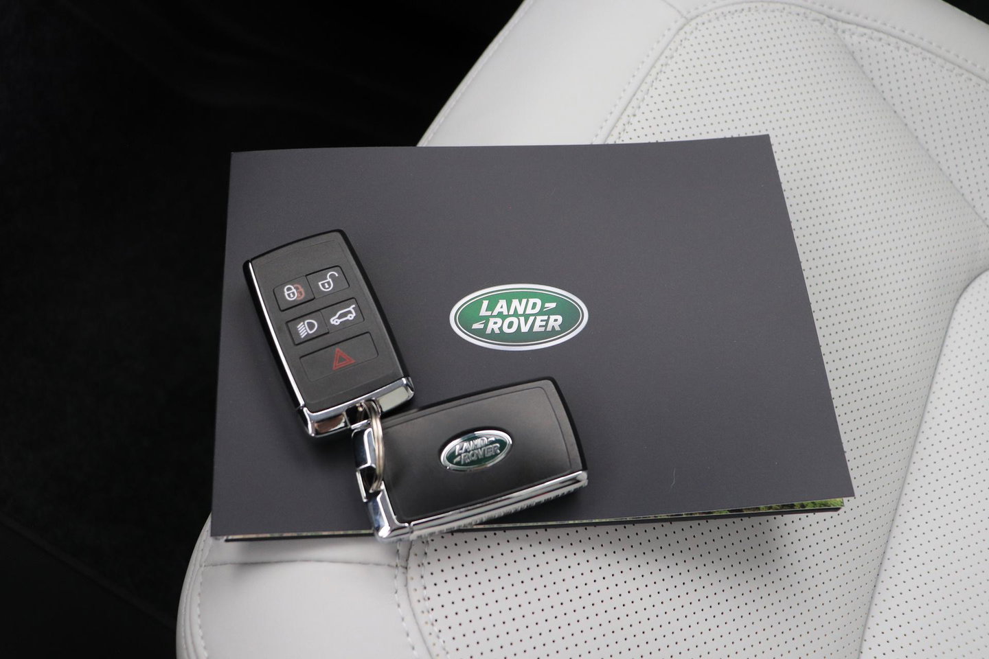 Land Rover Defender 2.0 P300e 110 X-Dynamic HSE | FACELIFT | ClearSight | Meridian Surround | Head-Up | ACC | Panoramadak | Trekhaak
