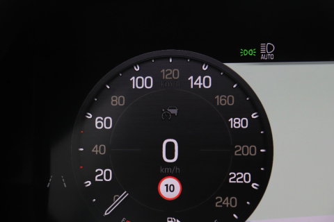 Land Rover Defender 2.0 P300e 110 X-Dynamic HSE | FACELIFT | ClearSight | Meridian Surround | Head-Up | ACC | Panoramadak | Trekhaak