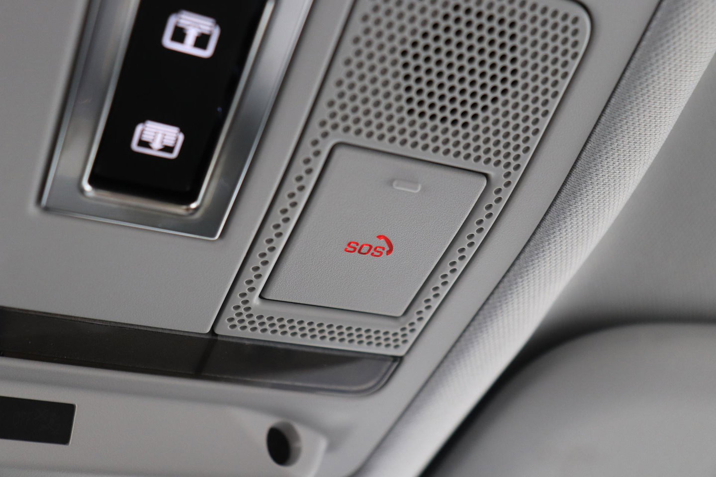 Land Rover Defender 2.0 P300e 110 X-Dynamic HSE | FACELIFT | ClearSight | Meridian Surround | Head-Up | ACC | Panoramadak | Trekhaak