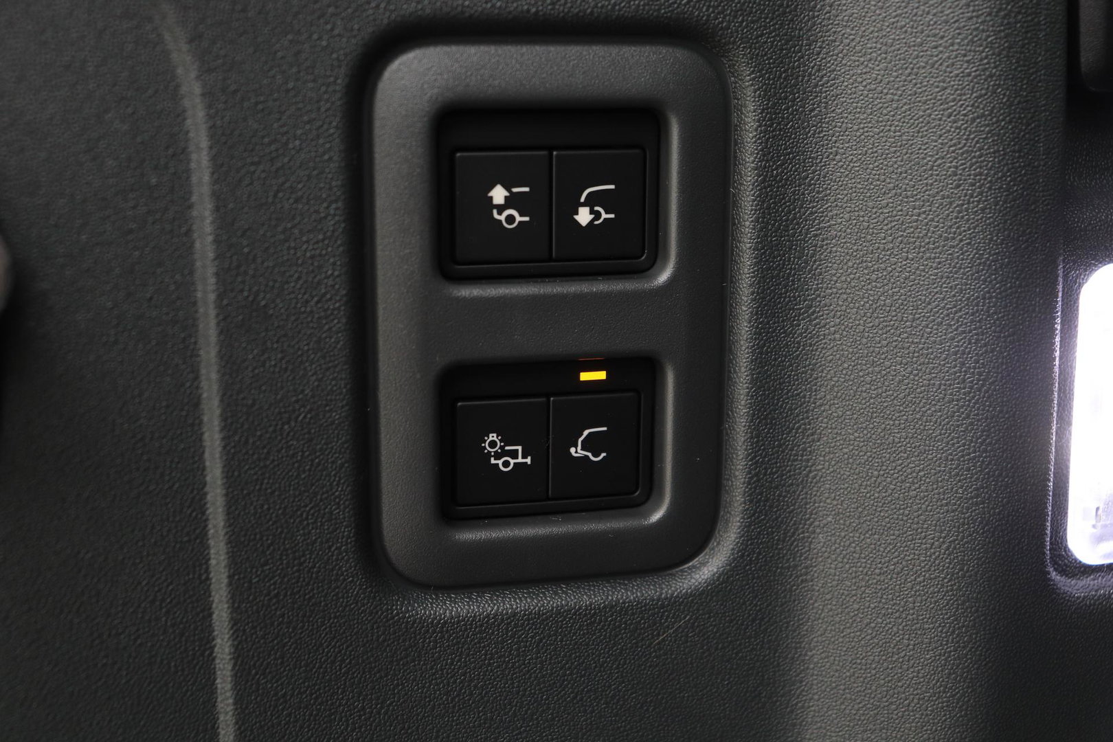 Land Rover Defender 2.0 P300e 110 X-Dynamic HSE | FACELIFT | ClearSight | Meridian Surround | Head-Up | ACC | Panoramadak | Trekhaak