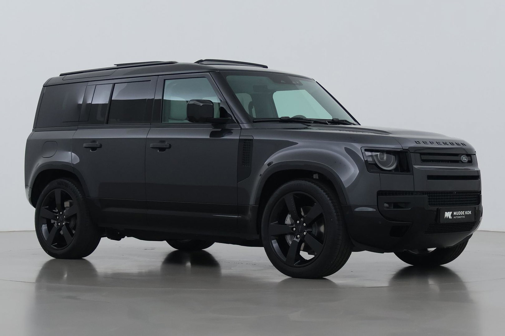 Land Rover Defender 2.0 P300e 110 X-Dynamic HSE | FACELIFT | ClearSight | Meridian Surround | Head-Up | ACC | Panoramadak | Trekhaak