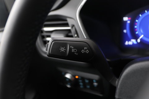 Ford Kuga 1.5 EcoBoost Titanium X | Stoel+Stuurverwarming | Camera | Getint Glas | 18 Inch